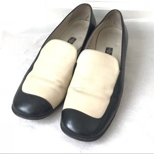 Lottusse Women’s Black & Ivory Shoes Size US 6.5